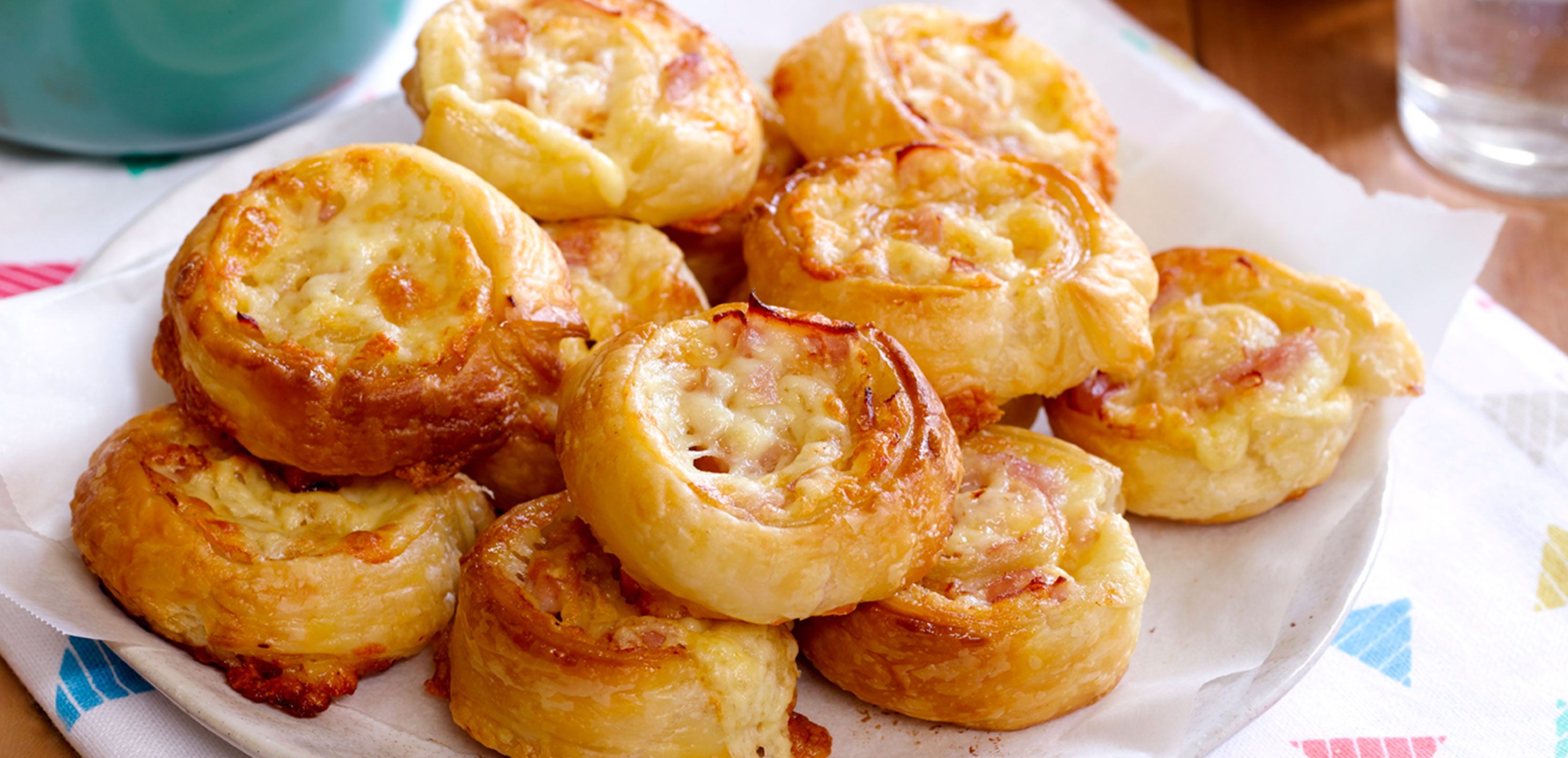 Cheese And Ham Scrolls 2115